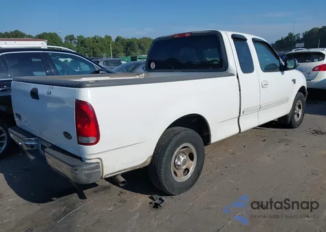 2002 Ford F-150 Lariat/Xl/Xlt z USA, uszkodzony, nr VIN 1FTRX17W62NA82616